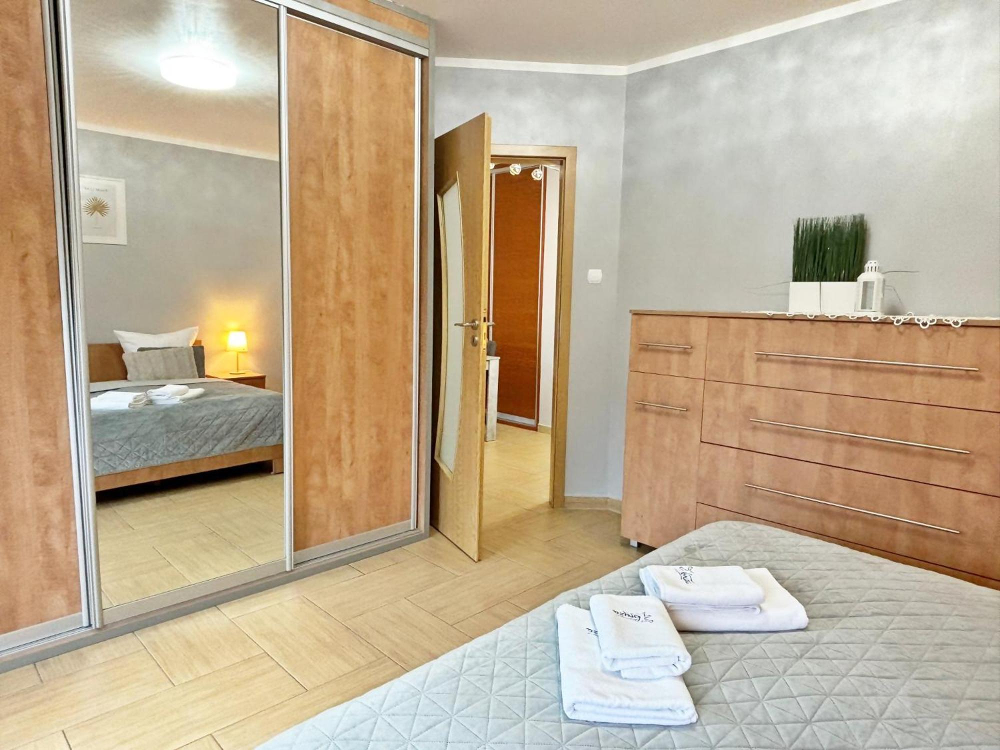 Apartamenty Bryza - Chelmonskiego - Parking - Centrum Świnoujście Buitenkant foto